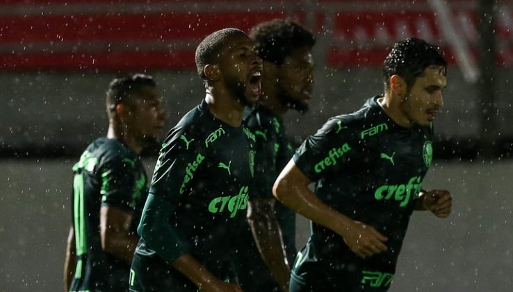 O Palmeiras construiu uma boa vantagem no jogo de ida das oitavas de final da Copa do Brasil, nesta quinta-feira, ao vencer o Bragantino, por 3 a 1, na casa do adversário. O Alviverde teve um ótimo início de jogo e recebeu muitas notas boas. Confira as avaliações (Por Nosso Palestra).