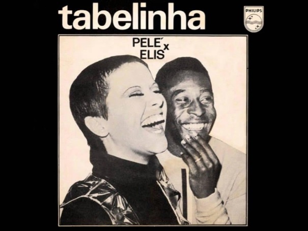 Em 1969, Pelé gravou um compacto com Elis Regina. A já consagrada "Pimentinha" dividiu de maneira descontraída os vocais com o "Rei" nos números "Vexamão" e "Perdão Não Tem Vez" (ambas canções do Pelé). O compacto foi intitulado de "Tabelinha".
