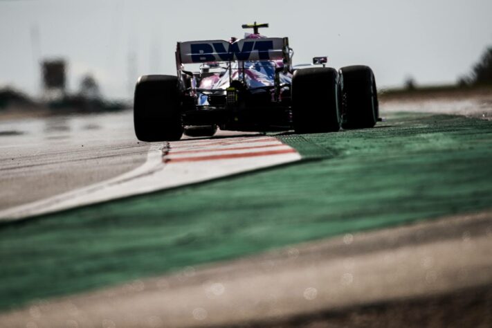 Lance Stroll, voltando de ausência no GP de Eifel por Covid-19, foi apenas o 19º colocado