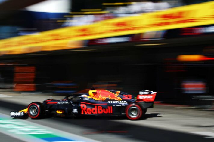 Max Verstappen novamente superou, sem grandes sustos, o companheiro de equipe na classificação