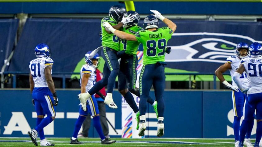 1° Seattle Seahawks: Invicto e com um Russell Wilson pegando fogo. Seahawks estão imbatíveis neste momento