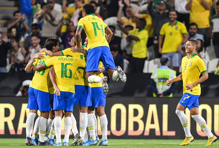 Copa América 2021 – “A energia está favorável para a Seleção Brasileira chegar às finais. A vitória ainda está incerta, pois será necessária mais união da equipe. Haverá seleções fortes competindo com o time, e a estratégia de jogo precisa ser revista”.