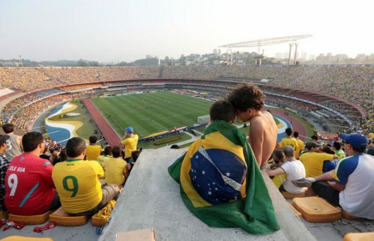 GRANDE PÚBLICO NO MORUMBI - A partida teve um público de mais de 55 mil pagantes no Estádio do Morumbi. Foi o último jogo do Brasil contra a Bolívia no estado.