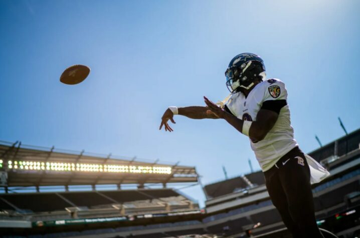 7º Lamar Jackson: O atual MVP segue atuando em um nível abaixo do exibido em 2019.