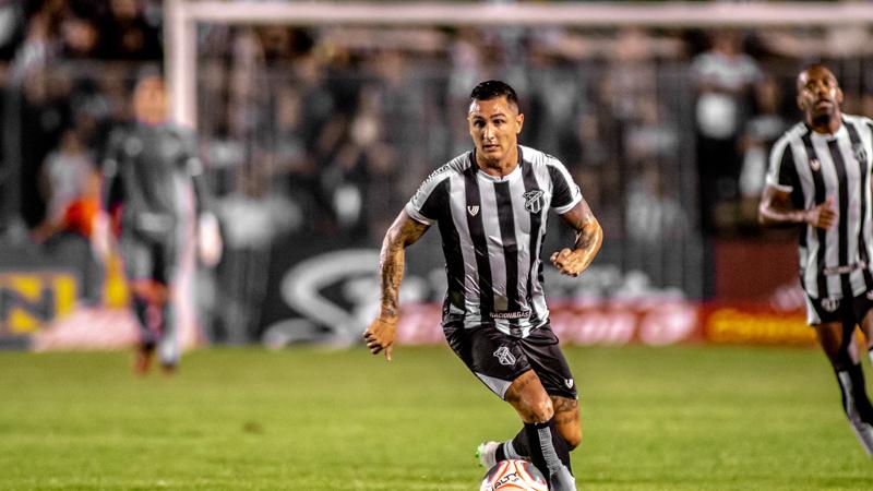 VINA - Ceará (C$ 10,73) - Na primeira partida após sua ausência por Covid-19, já deixou sua marca contra uma sólida defesa do Palmeiras. O Atlético-MG, adversário da rodada, está longe de ter uma boa defesa fora de casa e sofreu nada menos que 12 gols nas últimas cinco partidas como visitante. Assim, enxergamos boas perspectivas para o armador do Vozão nesta rodada.