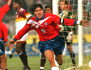 5º - Zamorano - Chile - 17 gols