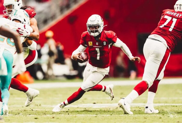 6º Kyler Murray - A inconstância dos Cardinals na temporada prejudica a campanha de Murray pelo MVP. Mas, ao menos, seu nome é notado.