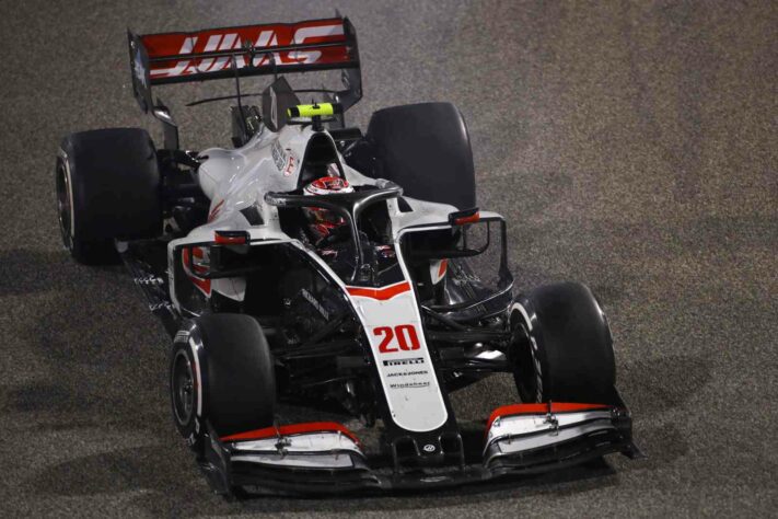 17 - Kevin Magnussen (Haas) - 2.76: Conseguiu piorar ao ponto de ser último. Dia difícil.