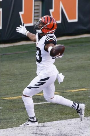 27º Cincinnati Bengals - A linha ofensiva melhorou nas últimas semanas e o time foi mais eficiente. Pode somar mais um par de vitórias se o cenário se manter assim.