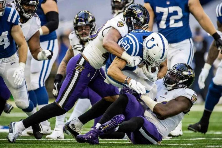 4º Baltimore Ravens - O segundo tempo do ataque frente aos Colts relembrou os bons momentos de 2019. Atenção nos Ravens e em Lamar Jackson.