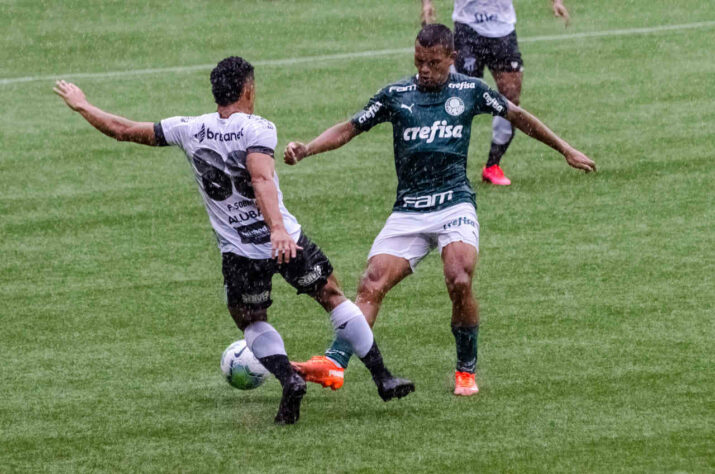 DESFALQUE - Gabriel Veron: Teve a Covid-19 confirmada no domingo (15) e se tornou problema para Abel Ferreira.