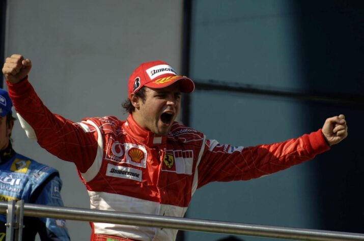 6º - Felipe Massa - Nacionalidade: Brasileiro - Quantidade de pódios conquistados com a Ferrari: 36