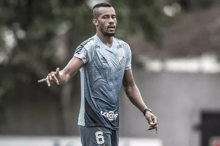 Copete: atacante colombiano do Santos, 32 anos, contrato até junho de 2021. Vive envolvido em especulações de empréstimo, já que não tem oportunidades na equipe.