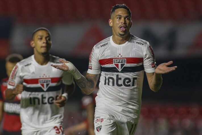 1º colocado – São Paulo (47 pontos) – 23 jogos / 57.1% de chances de título; 99.12% para vaga na Libertadores (G6); 0.00% de chance de rebaixamento. 
