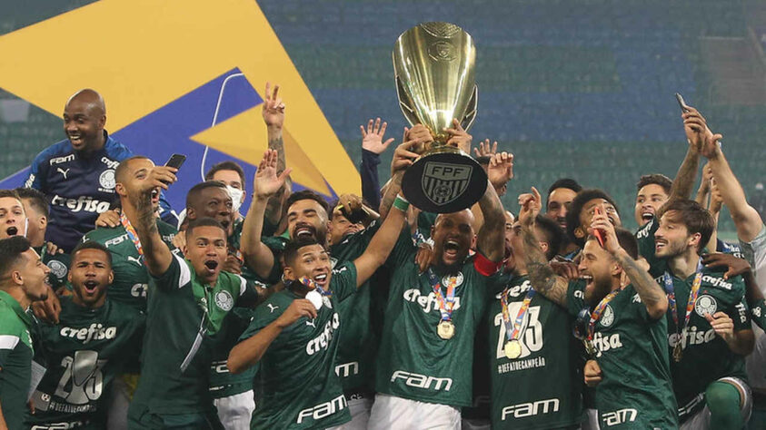 Apesar de viver um momento de transição, o Palmeiras conseguiu resultados com Vanderlei Luxemburgo: sob o comando do ‘Pofexô’, o Verdão conquistou a Florida Cup (pré-temporada) e o Paulistão, título que o clube não vencia desde 2008.