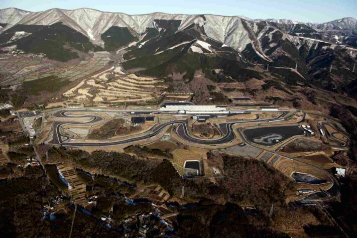 O circuito de Fuji, no Japão, passou por uma remodelação desenhada por Tilke em 2005. A pista recebeu a F1 em 2007 e 2008