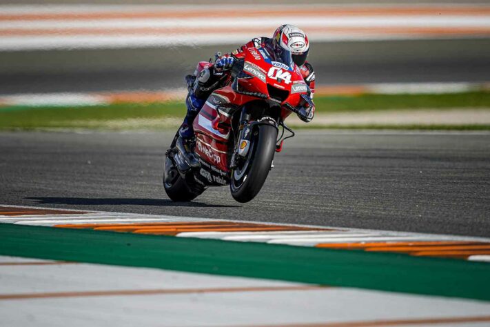 Andrea Dovizioso está em sexto