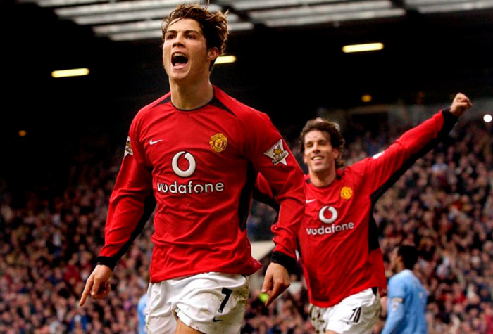 11 - Cristiano Ronaldo - Manchester United para o Real Madrid em 2009 - 94 milhões de euros