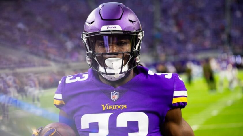 Dalvin Cook - Se salvou na mediana temporada que o Minnesota Vikings faz. Cook é sinônimo de touchdowns e um poderoso jogo corrido na NFL atual.