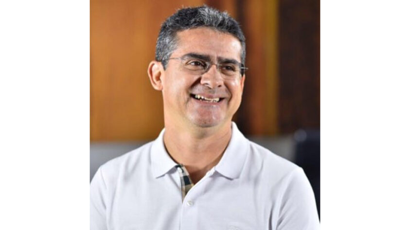 MANAUS (AM) – O prefeito eleito, David Almeida (PODEMOS), é torcedor do Botafogo. 