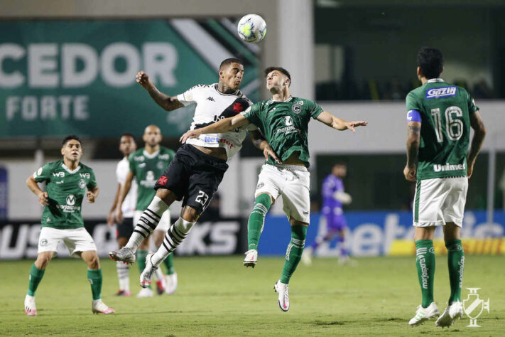 20º - Goiás (28 pontos) – Como foi no fim do 1º turno: Corinthians 2 x 1 Goiás; Goiás 1 x 2 Sport; Coritiba 3 x 3 Goiás; Internacional 0 x 1 Goiás; Goiás 1 x 2 Flamengo; Goiás 2 x 2 Ceará; Santos 3 x 2 Goiás; Fluminense 4 x 2 Goiás; Goiás 0 x 3 Atlético-MG; Bahia 1 x 1 Goiás; Goiás 0 x 0 Botafogo; Goiás 0 x 2 RB Bragantino; Vasco 1 x 1 Goiás – 8 pontos em 13 jogos.