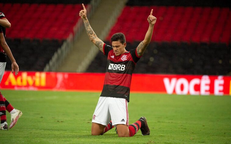 15º) Pedro, emprestado pela Fiorentina, em janeiro de 2020, e contratado em definitivo, em janeiro de 2021, por R$ 112 milhões - Segue no Flamengo e tem contrato até dezembro de 2025.