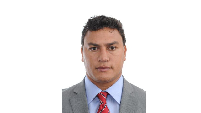 Candidato a vice-prefeito na chapa de Celsinho Cotrim (PROS), o ex-boxeador POPÓ também ficou na lona. Foram 1.563 votos (0,13%).