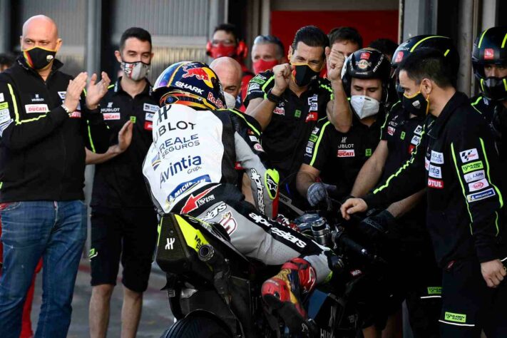 Johann Zarco sai em quarto