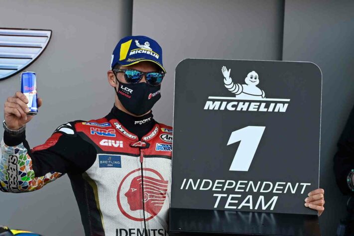 Takaaki Nakagami vem em oitavo