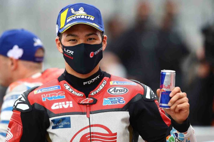 Takaaki Nakagami sai em terceiro