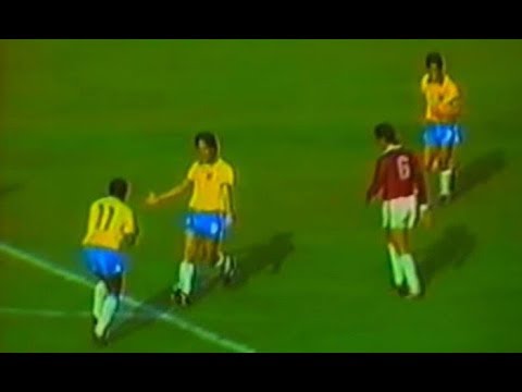 Brasil 6 x 0 Venezuela - Eliminatórias da Copa do Mundo de 1990 - Na mesma Eliminatória, mais uma goleada, desta vez por 6 a 0, em show de Careca, que marcou quatro vezes. Silas e Acosta (contra), fecharam a goleada no Morumbi.