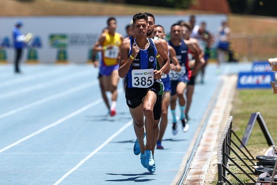 CBAt - Atletismo: A Confederação de Atletismo aparece na quarta posição, com 604 mil assinantes. A fonte de seguidores maior é o Facebook, tendo mais de 548 mil seguidores.