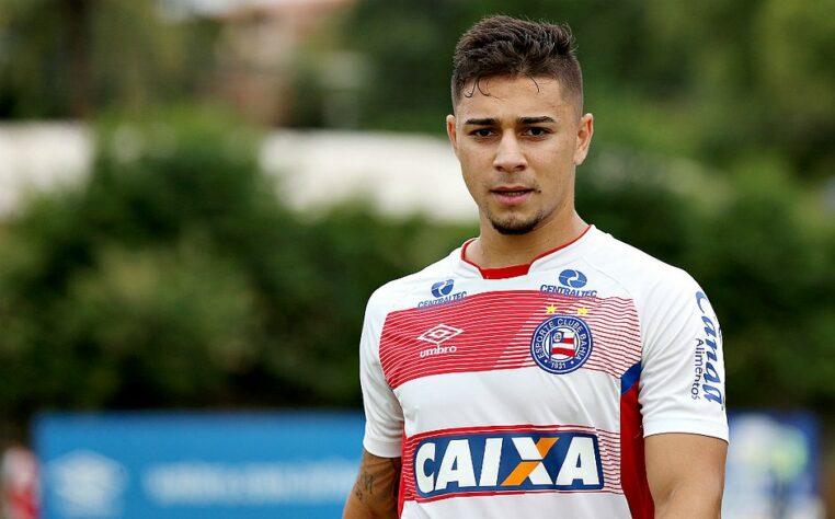 João Pedro: lateral do Bahia, 24 anos, contrato até dezembro deste ano (empréstimo do Porto). Atuou em uma partida neste ano.