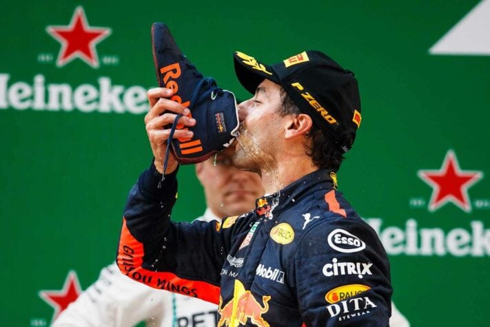 33º lugar (empate entre 4 nomes): Daniel Ricciardo - 32 pódios
