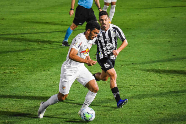 13º colocado – Bragantino (31 pontos/26 jogos): 0,0% de chances de ser campeão; 0,82% de chances de Libertadores (G6); 12,8% de chance de rebaixamento.