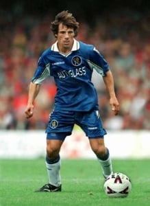 Gianfranco Zola vestiu a mítica camisa 25 no Chelsea entre 1993 e 2006. Ninguém mais utilizou a numeração depois de sua aposentadoria.