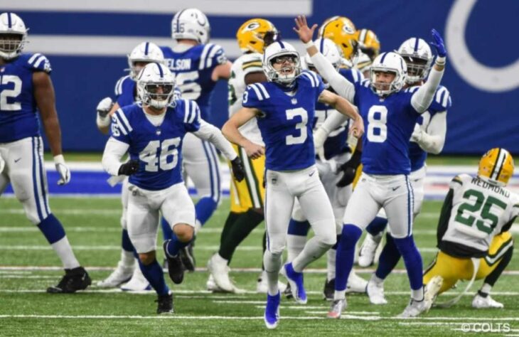 8º Indianapolis Colts - A defesa da franquia pode guiar esse time longe na pós-temporada. Basta o ataque ser minimamente eficiente.