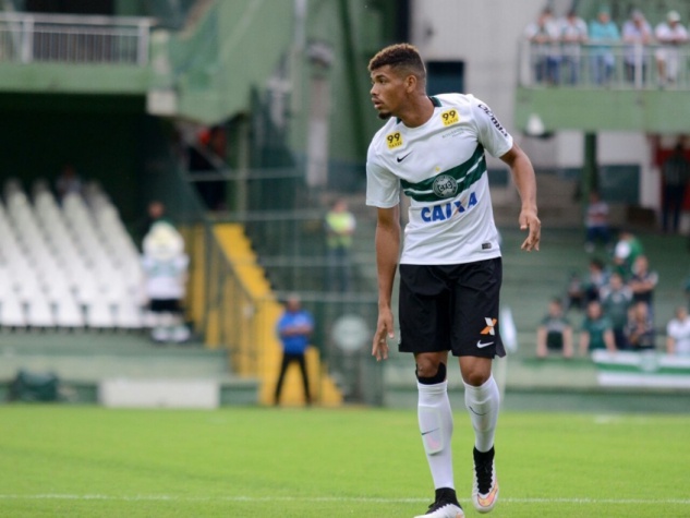 18 – CORITIBA: 1 ponto em 4 jogos. 0 vitórias, 1 empate e 3 derrotas. 8.33% de aproveitamento.