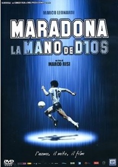 MARADONA, LA MANO DE DIOS (2007) - Dirigido por Marco Leonardi, o filme reconstitui em tom de cinebiografia a trajetória do craque desde que era criança até o momento no qual sofreu infarto em 2000.