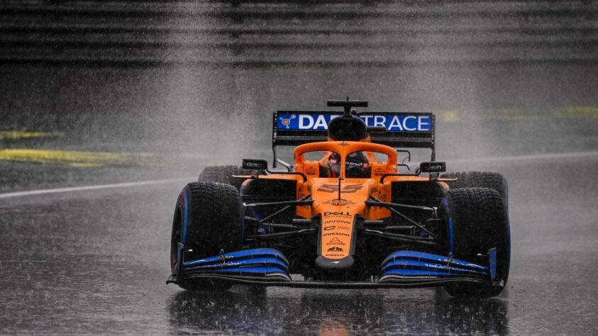 8) Carlos Sainz (McLaren) - € 4.5 milhões (R$ 29 milhões)