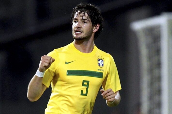 Alexandre Pato – atacante – Em 2012, jogava no Milan. Hoje está no Orlando City.