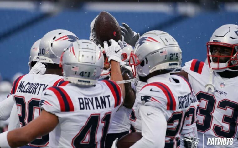 20º New England Patriots - Tudo começou a ruir após os casos de Covid-19 no elenco. A equipe está completamente perdida e sem força.