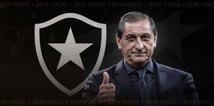 FECHADO - Finalmente, o Botafogo tem um novo treinador. Trata-se do argentino Ramón Díaz, cuja oficialização era questão de tempo. Aos 61 anos, o profissional acertou com o Comitê de Futebol, assinou um pré-contrato e chega no Rio de Janeiro no sábado. Ele será o novo técnico estrangeiro da história do clube. 