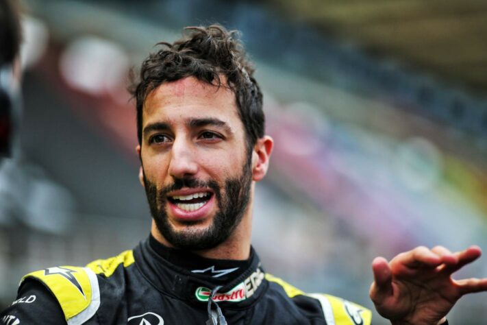 Daniel Ricciardo salvou um ponto ao completar em décimo.