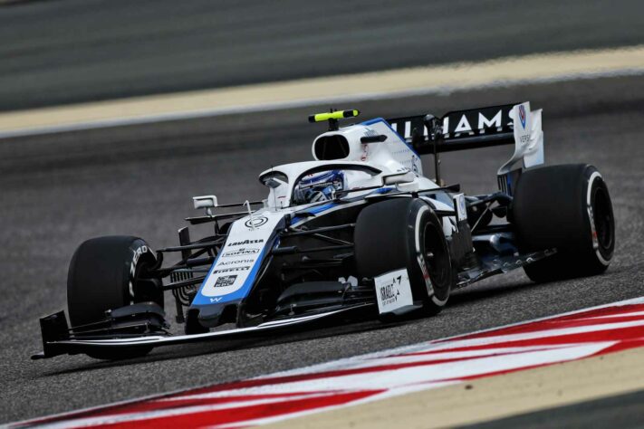 Nicholas Latifi com a Williams em Sakhir.