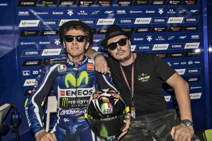 No GP de San Marino de 2016, Rossi fez o capacete comemorativo da corrida caseira com pintura de seu filme favorito: The Blue Brothers
