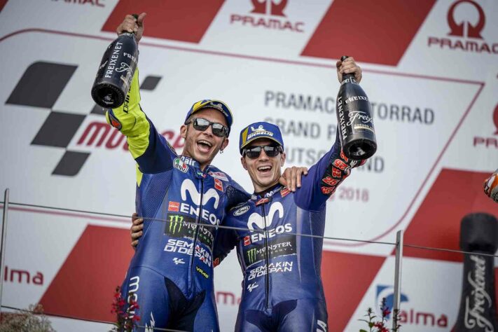 Junto Viñales, Valentino comemora o pódio duplo da Yamaha em Sachsenring 2018