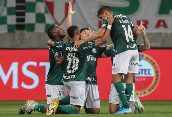 5º colocado – Palmeiras (37 pontos) – 22 jogos / 5,4% de chances de título; 65,8% para vaga na Libertadores (G6); 0,039% de chance de rebaixamento.