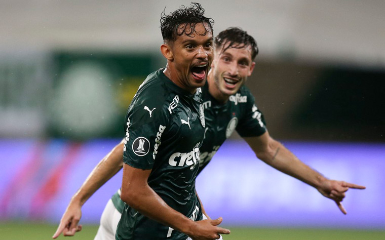 O Palmeiras não tomou conhecimento do paraguaio Libertad e venceu por 3 a 0, na noite desta terça-feira, no Allianz Parque, garantindo sua vaga nas semifinais da Copa Libertadores de 2020. Gustavo Scarpa e Rony, autores de um gol e uma assistência cada, conduziram o Verdão para a próxima fase do torneio. Confira as notas do Palmeiras no LANCE! (Por Nosso Palestra)