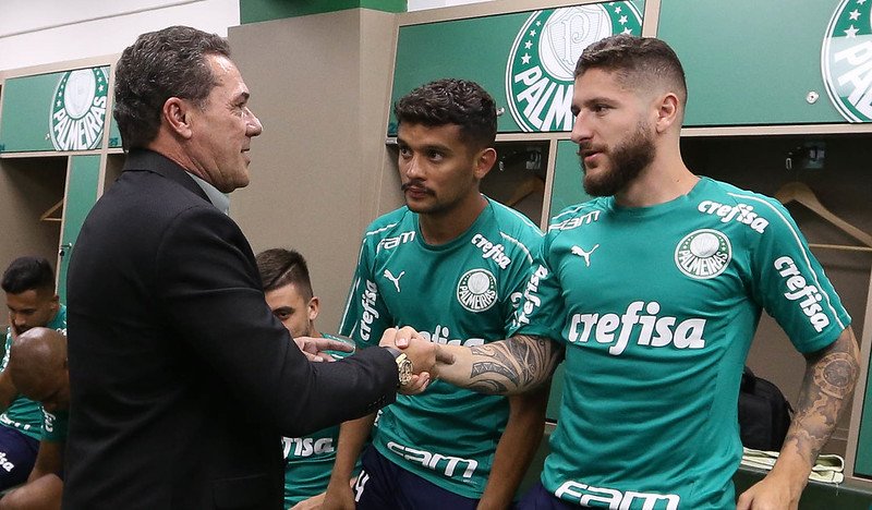 Volta de Luxemburgo – O Palmeiras iniciou o ano de 2020 com um novo treinador: Vanderlei Luxemburgo, multicampeão pelo clube na década de 1990. O ‘Pofexô’ veio para substituir Mano Menezes, demitido em dezembro de 2019.